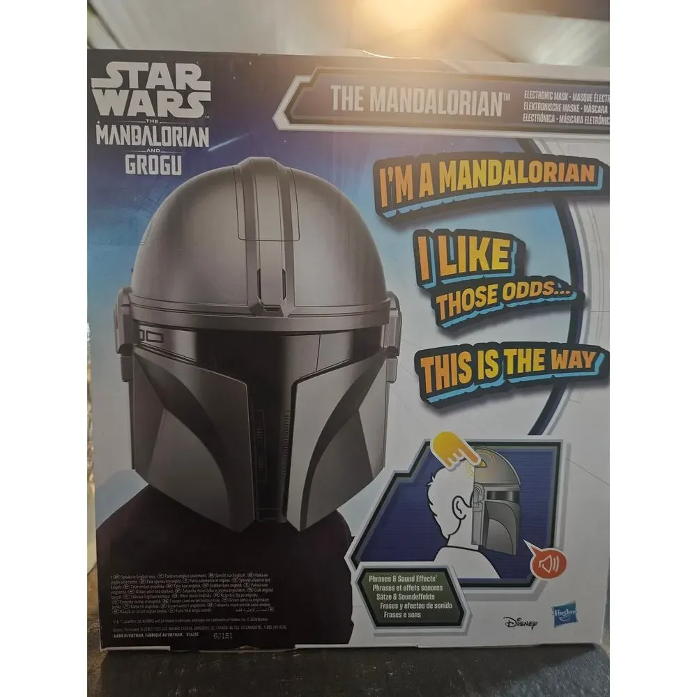 Hasbro Star Wars The Mandalorian Electronic Mask Collectible Toy Sound Talks NIB